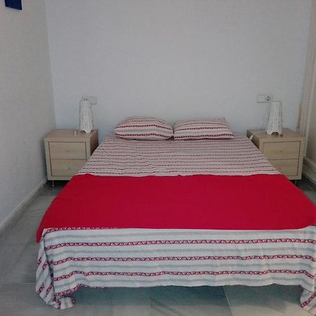 Centrico Apartamento Con Patio Privado Севілья Екстер'єр фото