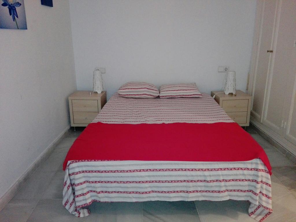 Centrico Apartamento Con Patio Privado Севілья Екстер'єр фото