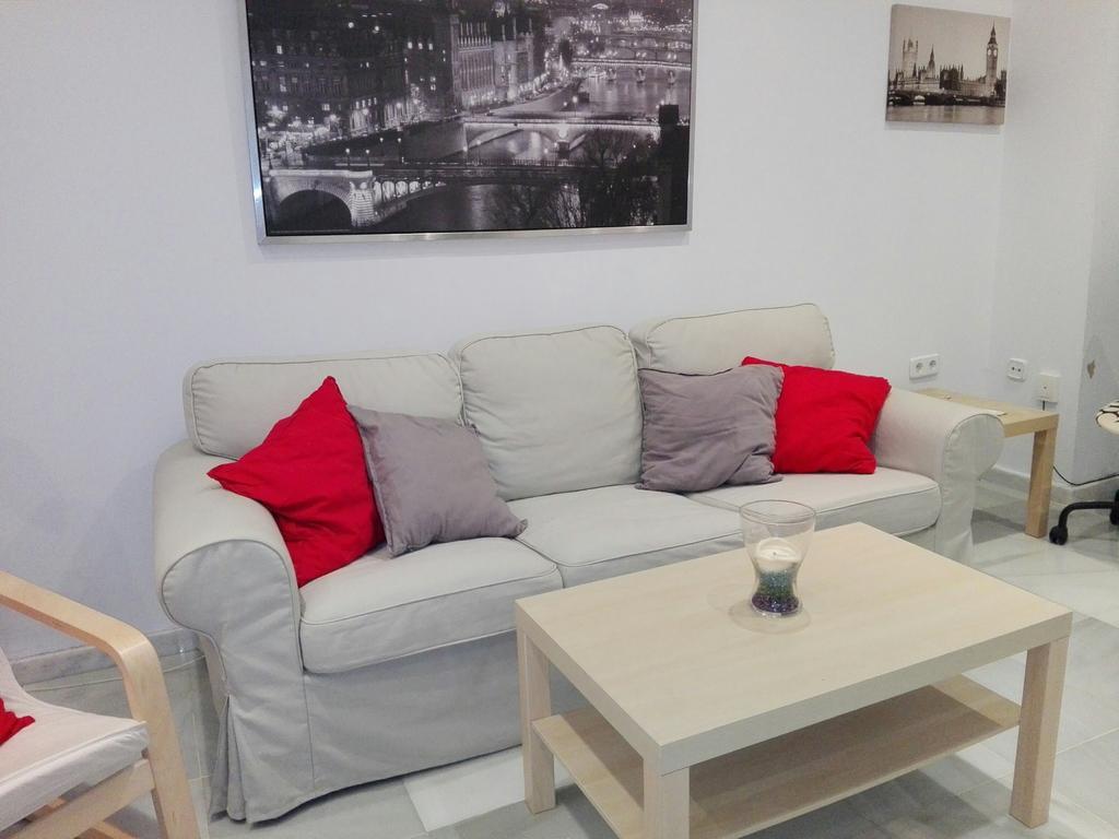 Centrico Apartamento Con Patio Privado Севілья Екстер'єр фото